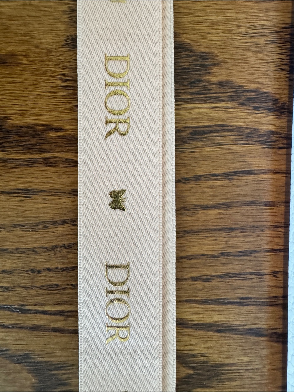 DIOR Box with Pink Branded Ribbon -Spring 2026 - Picture 5 of 5
